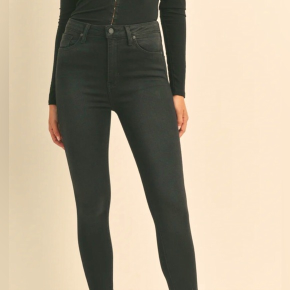 🇺🇸 Just Black High Waist Skinny Jeans - Classic Style, Stretchy Comfort! - Picture 3 of 14